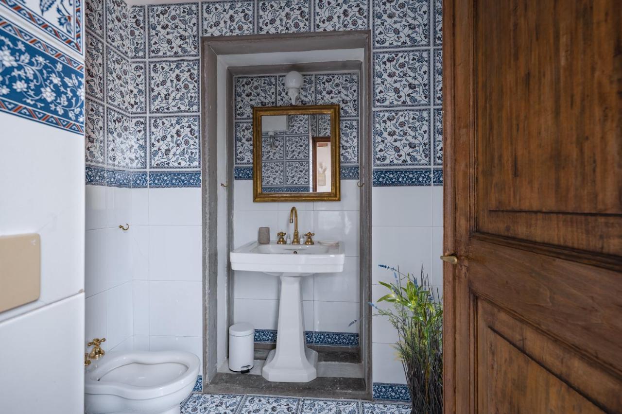 Via Lamberti, 3 - Florence Charming Apartments - Charming And Historic 5Th-Floor Attic Apartment With Elevator In A Building At The Heart Of Vibrant Florence, Just A 2-Minute Walk From All Attractions Zewnętrze zdjęcie